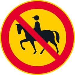 Ratsastaminen kielletty